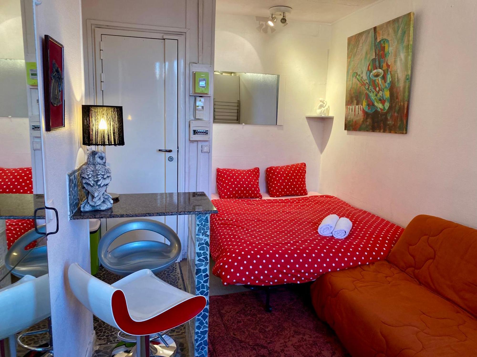 Studio Chic Paris Tour Eiffel Near Eiffel Tower 7Th Floor Экстерьер фото