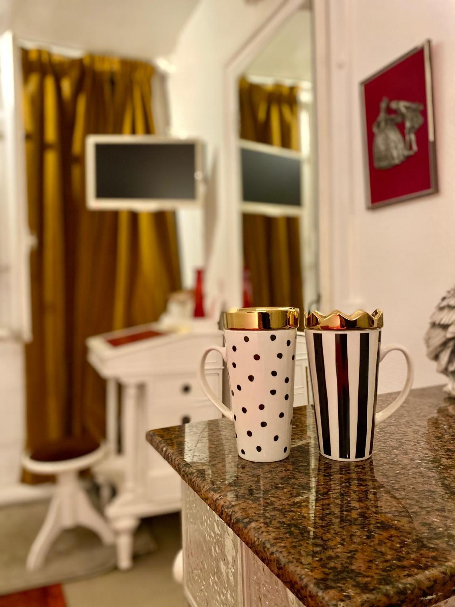Studio Chic Paris Tour Eiffel Near Eiffel Tower 7Th Floor Экстерьер фото